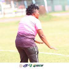 Sunshine_Queens'_Coach_Onilude_On_The_Field_InfoNewsUpdates