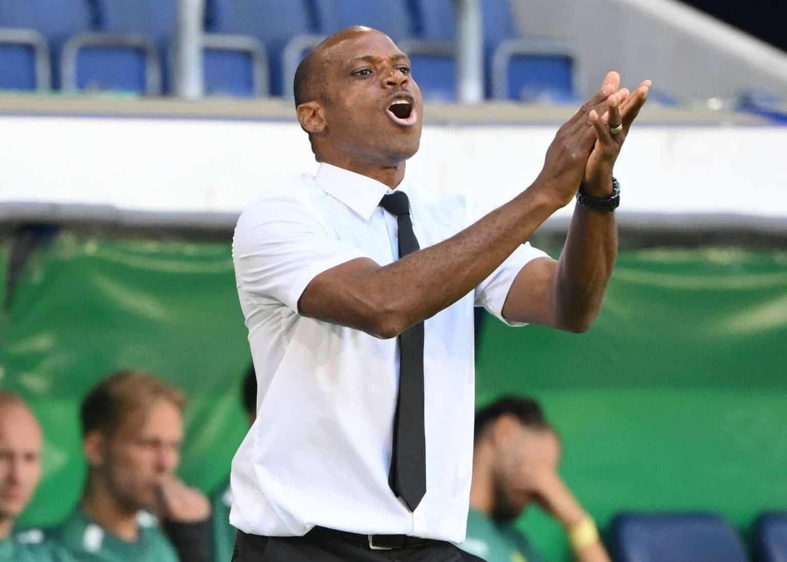 Sunday-Oliseh-shouting-instructions-coaching